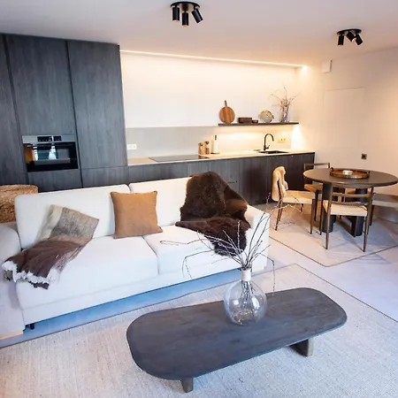Brand - Luxury In The Of * Gent